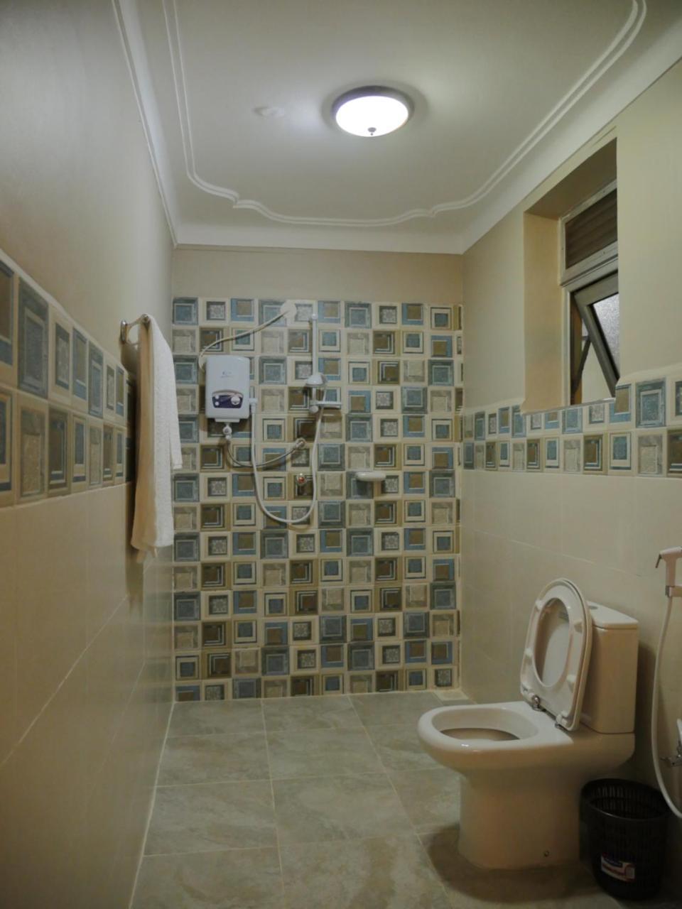 Ivory Castle Limited Hotel Kampala Eksteriør billede